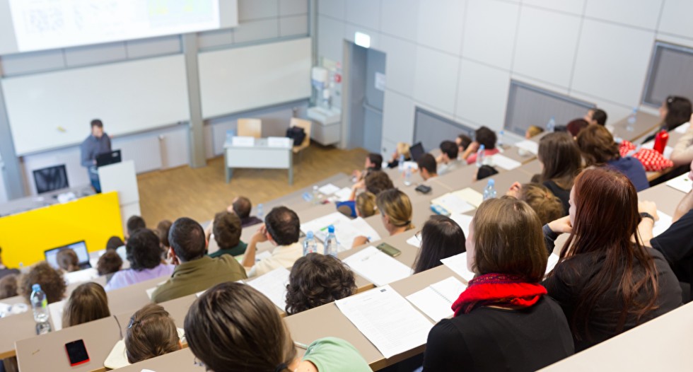 Als Erster Oder Erste In Der Familie Ein Studium Aufnehmen – Ingenieur ...