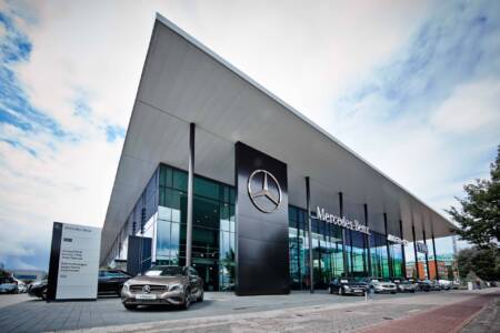 Mercedes kostet der Verkauf von Autohäusern 680 Mio. €