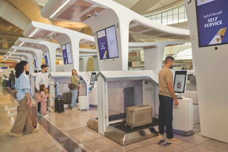 Zayed Airport in Abu Dhabi: Check-in per Iris